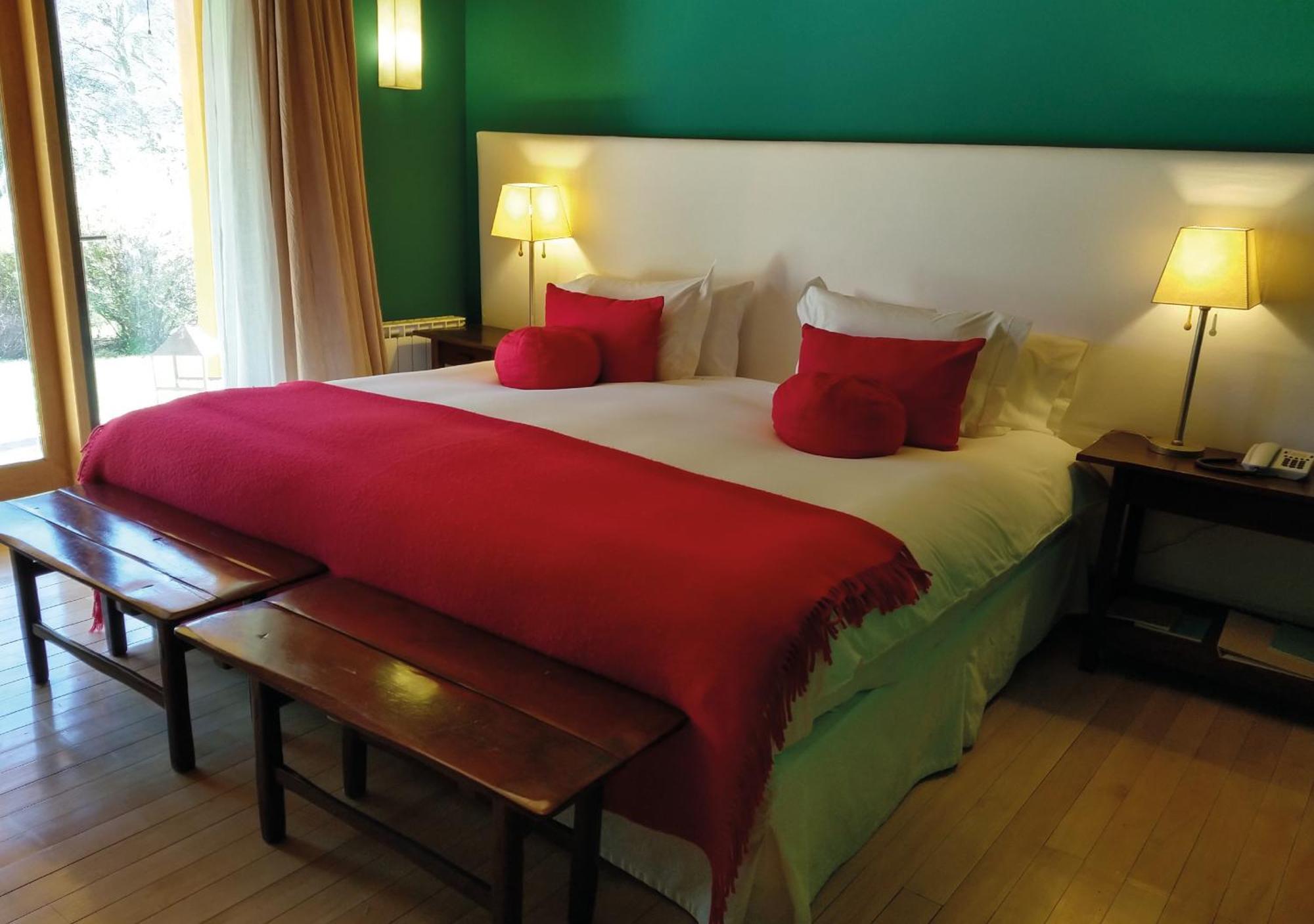Rio Hermoso Hotel De Montana San Martín de los Andes Room photo